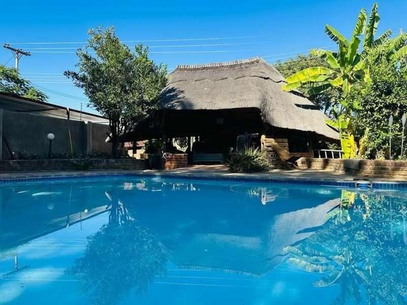 Birdville Bnb Guest House Gaborone Exterior photo