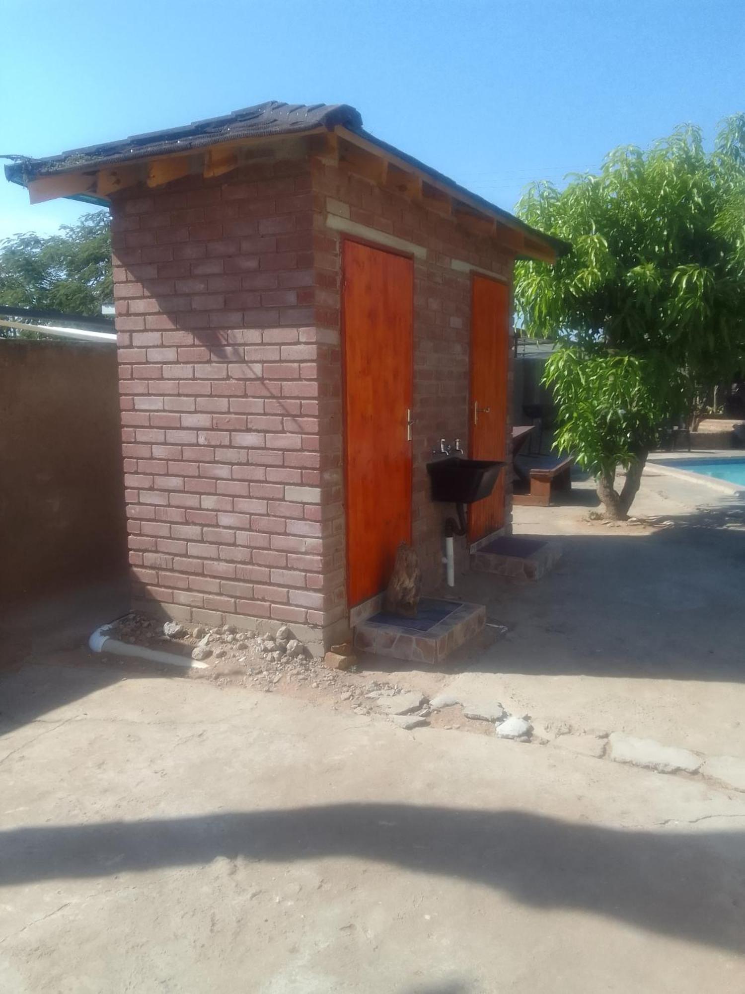 Birdville Bnb Guest House Gaborone Exterior photo